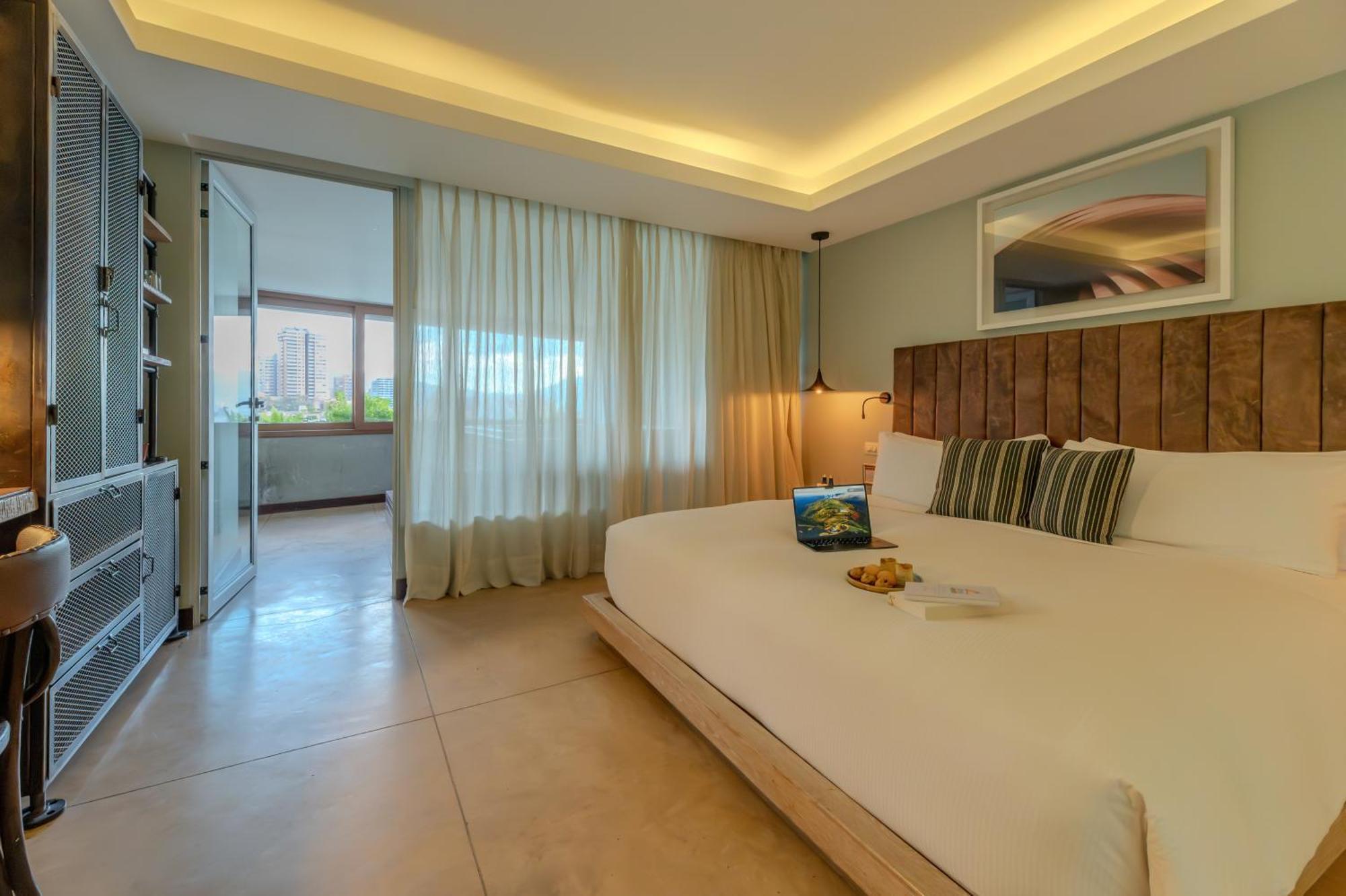 The Charlee Hotel Medellin Room photo