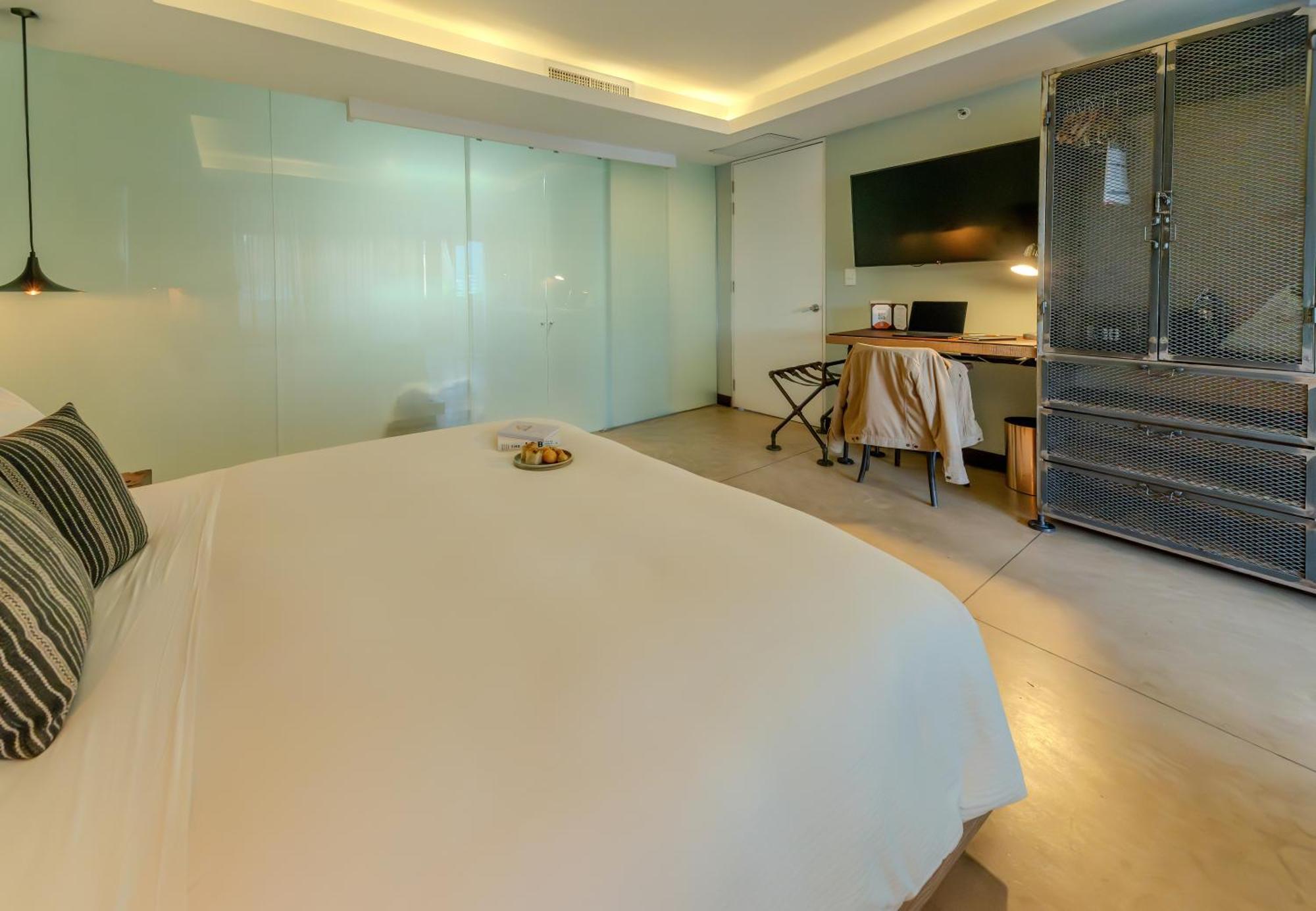 The Charlee Hotel Medellin Room photo