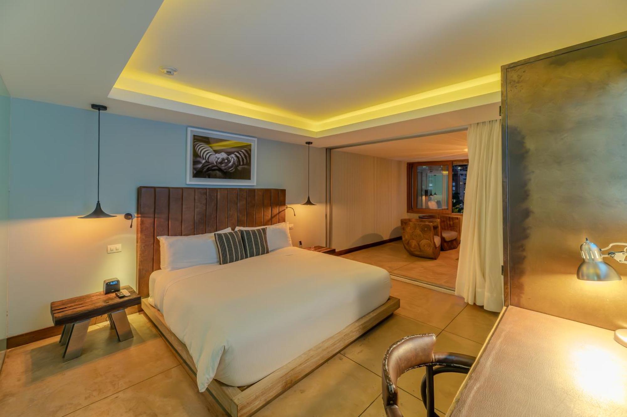 The Charlee Hotel Medellin Room photo